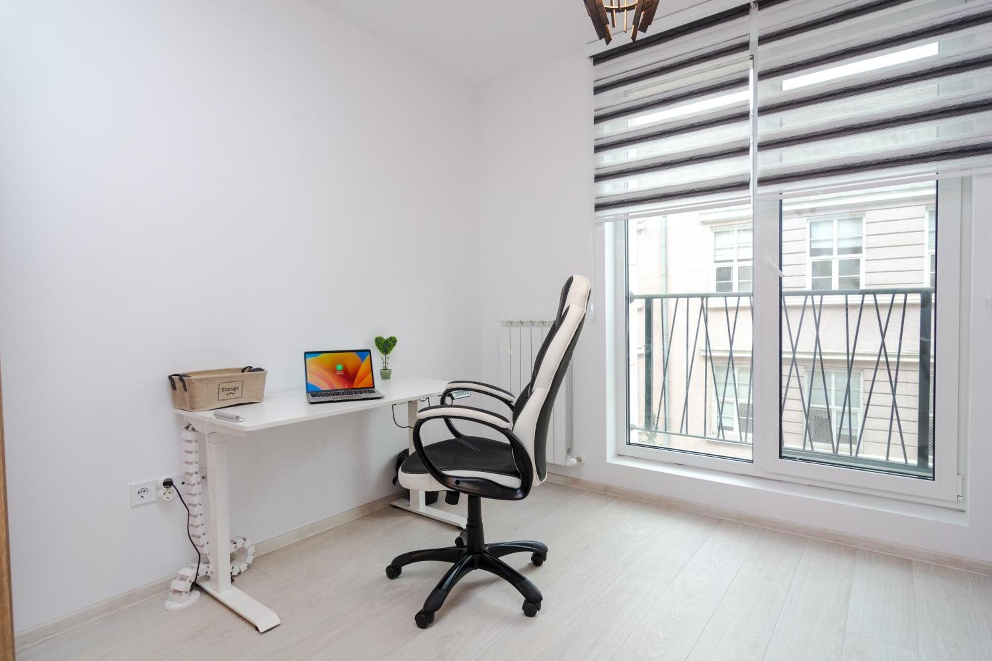 Paris Luxury Top Centre 2Bdr Apt W Work Desk And Wifi Near Nevsky Cathedral Sofia Ngoại thất bức ảnh